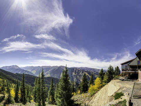 Sundeck aspen mountain view