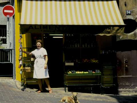 Cannes market