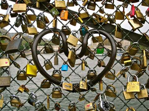 Pont des arts heart