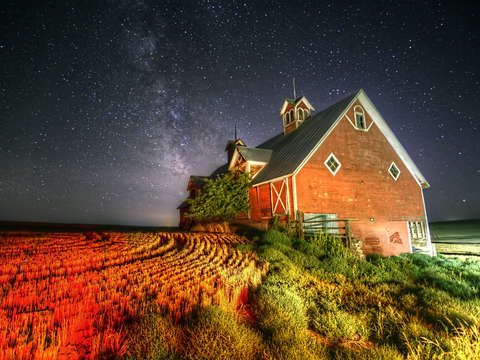 Eastern oregon barn and milky way 9 7 13