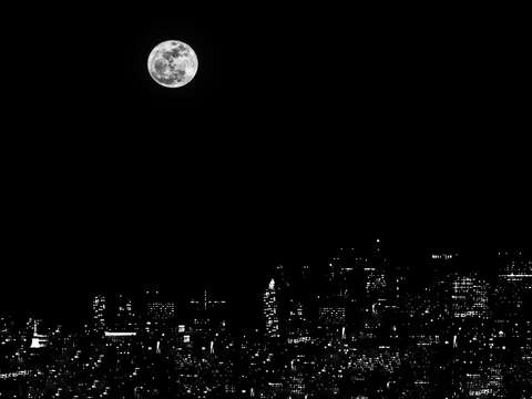The supermoon over boston