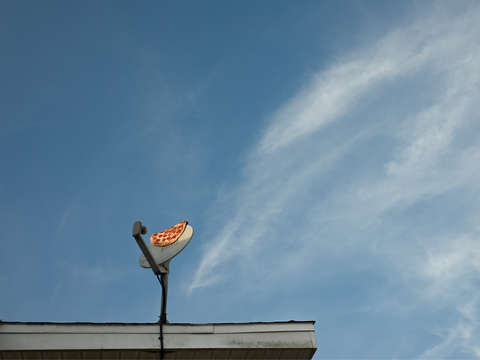 Satellite pizza