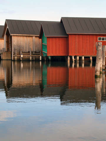 Reflection nil old buildings
