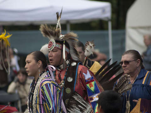 Pow wow dancers 9