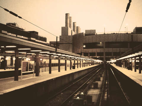 Commute in sepia