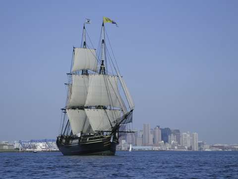 Friendship of salem leaves boston