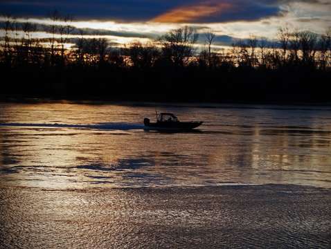 Sunset boating on the river