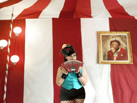 Circus folk
