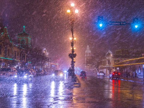 Plaza lights snow 013015 9
