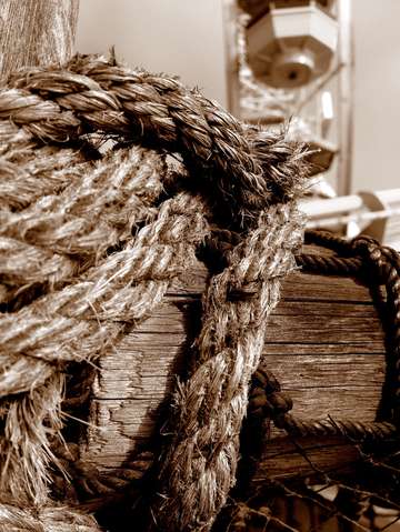 Knotty