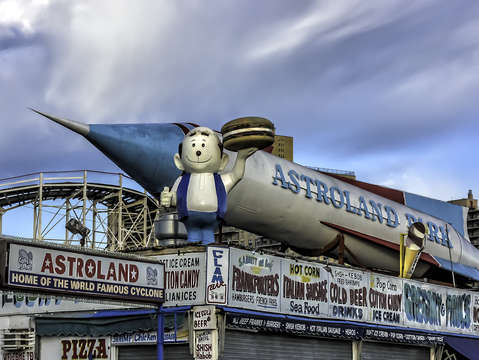 Astroland park 6399