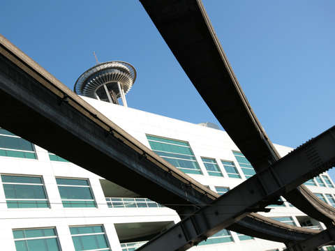 Space needle through rail tracks
