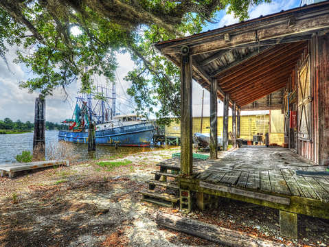 Jeanie lorraine shrimp boat at bon secour alabama