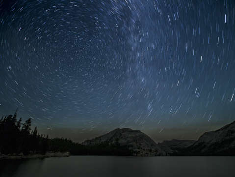 Stars over tenaya lake 2