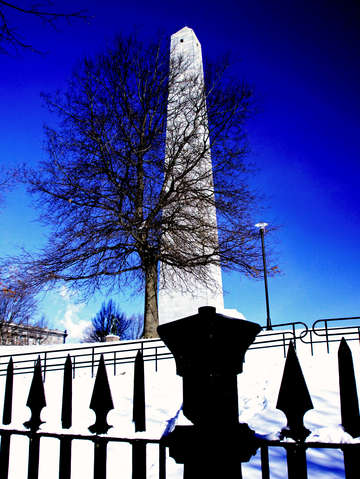 Monument landing