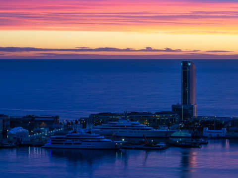 Barcelona port view 3