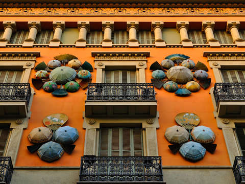 Barcelonas umbrella wall