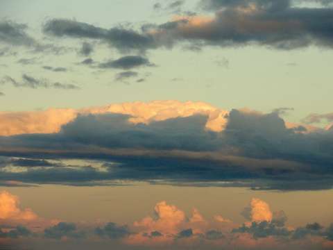 Cloud rush hour iii