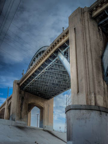 6th street bridge