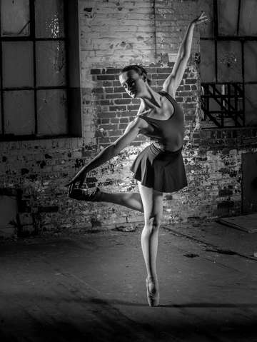 Ballet pique in brick