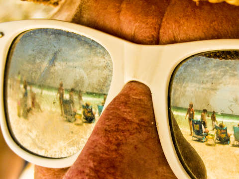 Sunglasses reflection