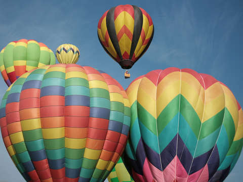 Balloon crowd