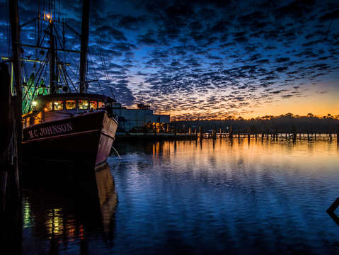 Mc johnson bow at sunrise