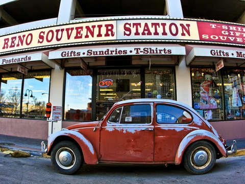 Reno souvenir station