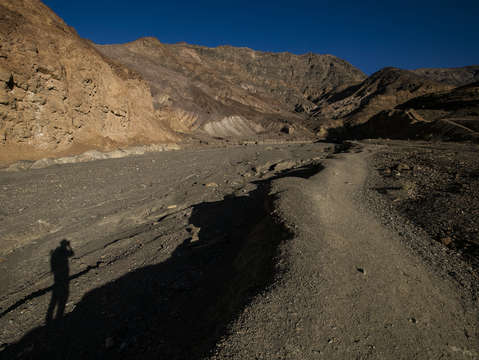 Mosaic canyon trail