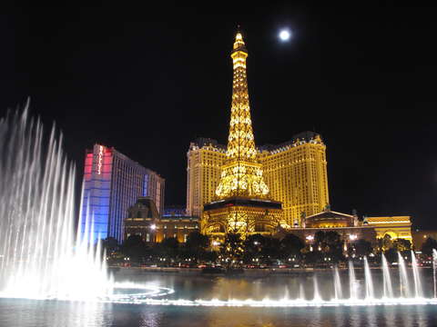 Eiffel tower of las vegas 2