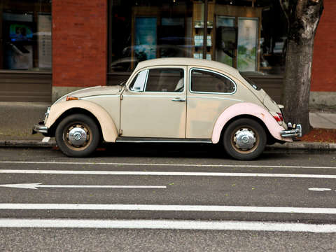 Vw beetle downtown portland