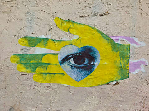 Eye heart hand