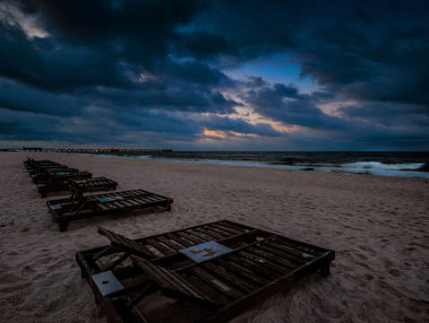 Many clouds on the beach