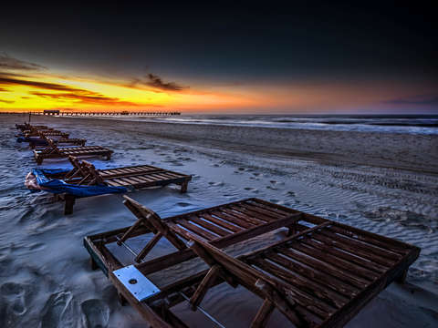 Yellow sunrise beach chairs
