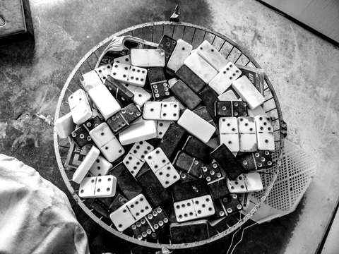 Basket of dominoes