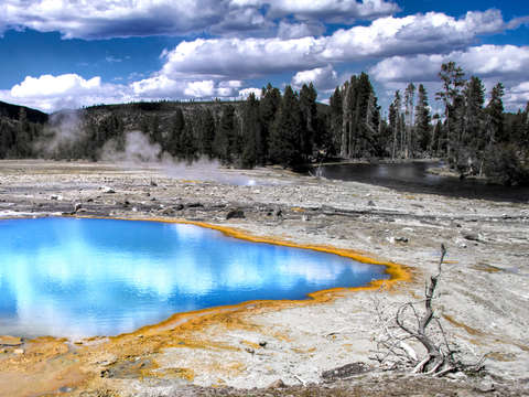 Geyser reflections