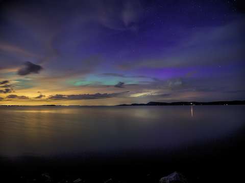 Violet blue light aurora