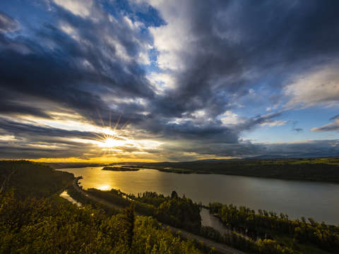 Columbia river sunset