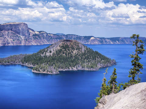 Island in blue 3