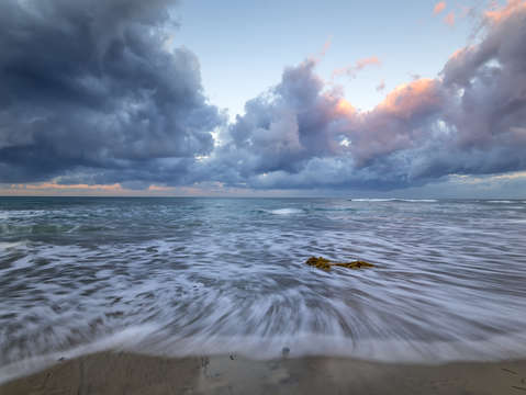 Sea sky
