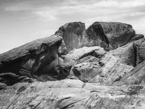Arch rock monochrome