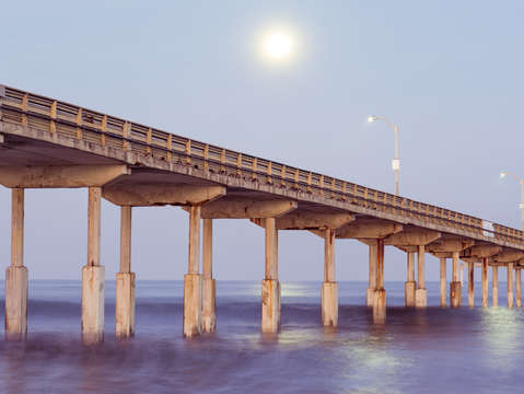 Moon over ob