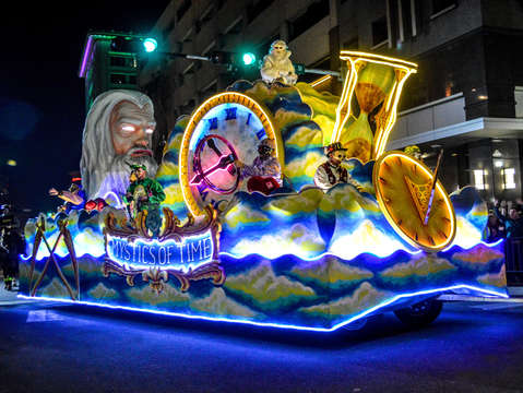 Mardi gras mot float