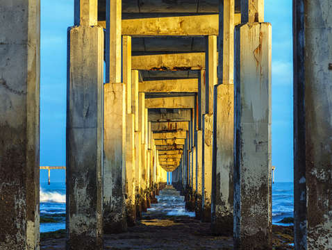 Golden columns