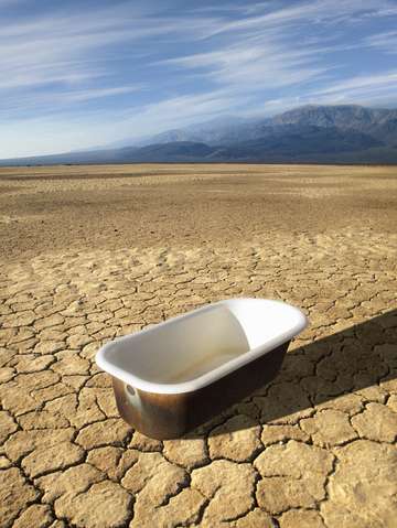 Desert bathtub