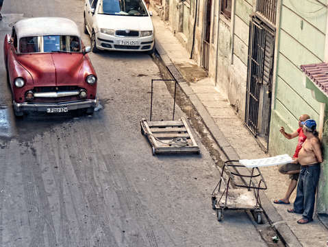 Hanging in havana