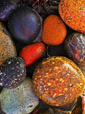 Beach pebble rainbow