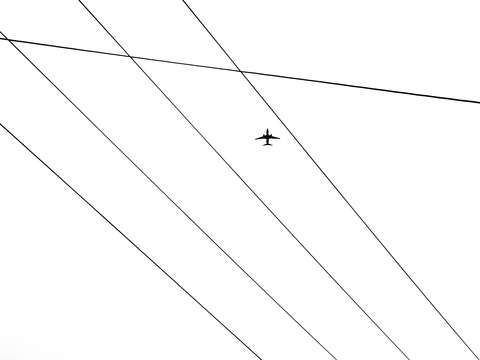 Airplane power lines