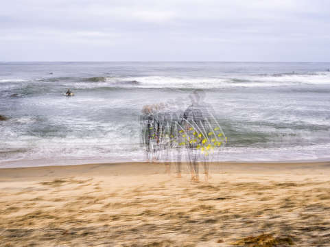 Surfs up 3