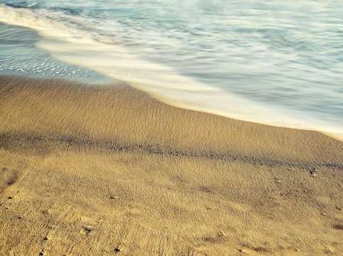 Surf meets sand 2
